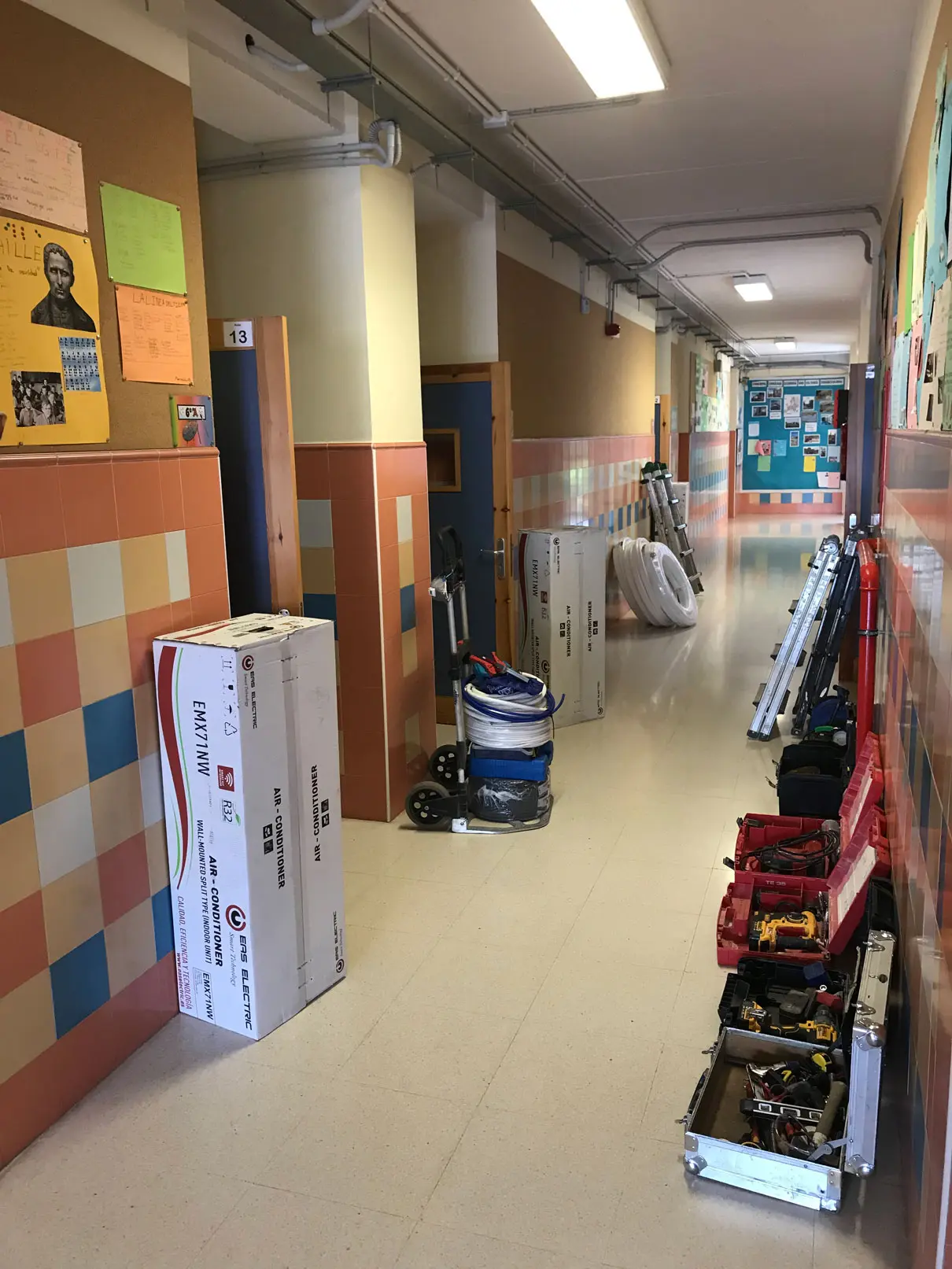 trabajo trabajos pasillo